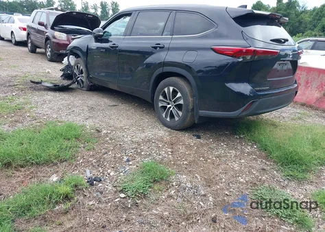 2020 Toyota Highlander Hybrid Xle z USA, uszkodzony, nr VIN 5TDHBRCH9LS507435